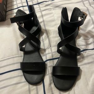 Catos size 9M black sandals that zip up in the back. Used